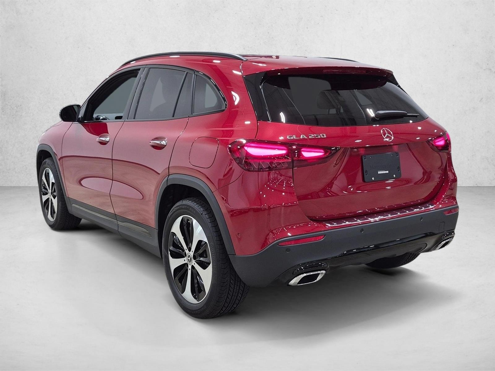 2026 GLA 250, photo 7 of 26