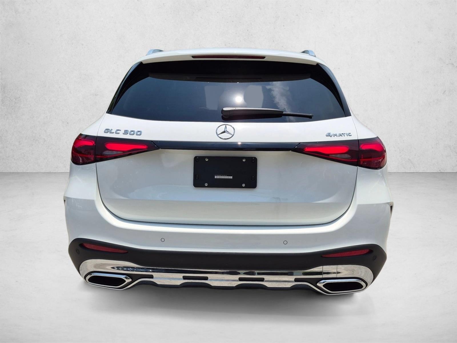 2026 GLC 300 4MATIC, photo 7 of 16