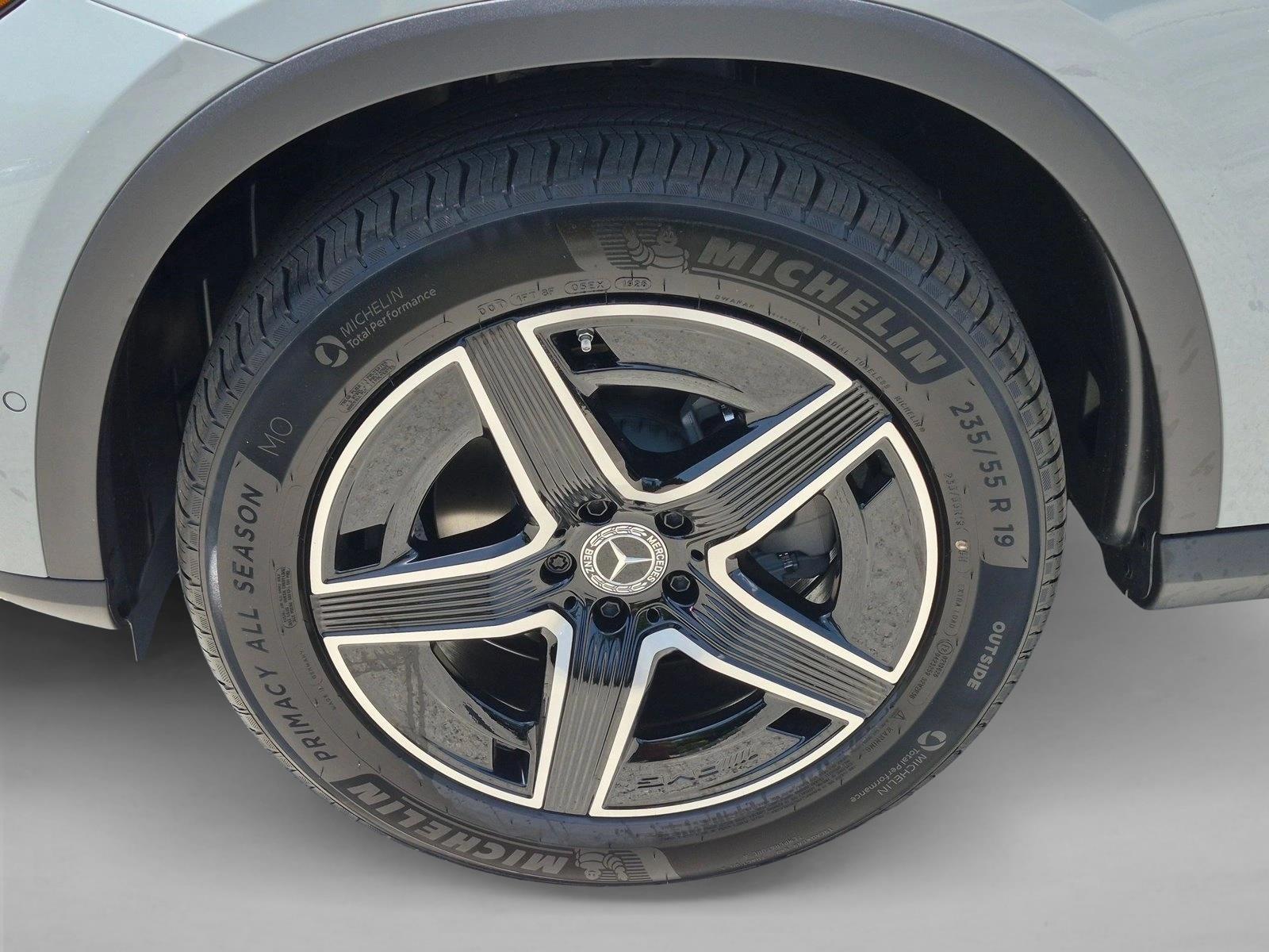 2027 GLC 300, photo 9 of 17