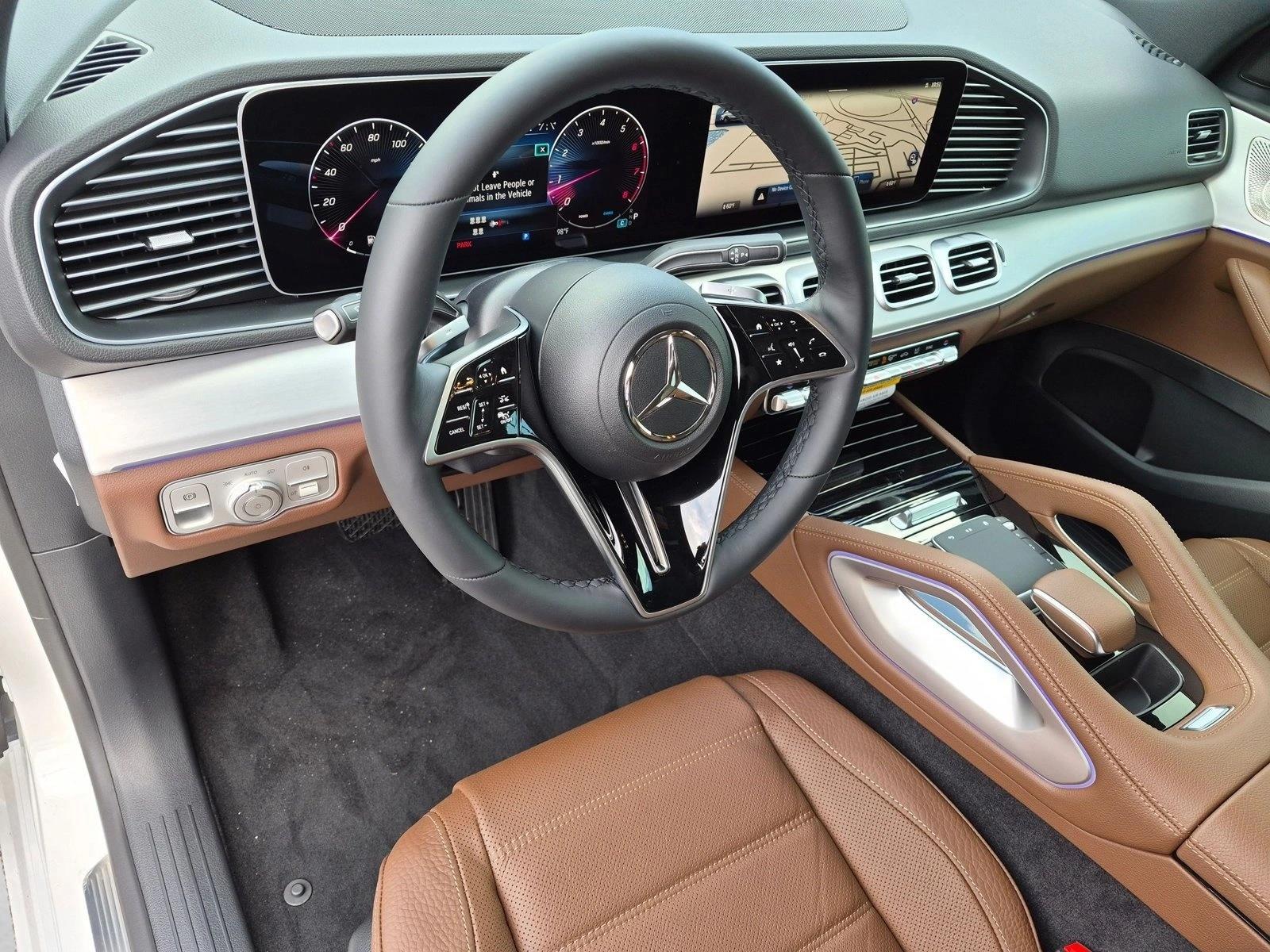 2026 GLE 450 4MATIC, photo 3 of 17