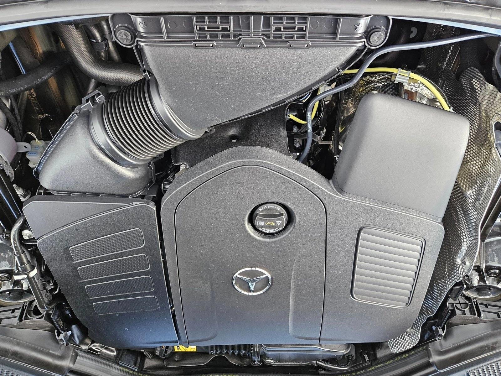2026 GLC 300 4MATIC, photo 16 of 17