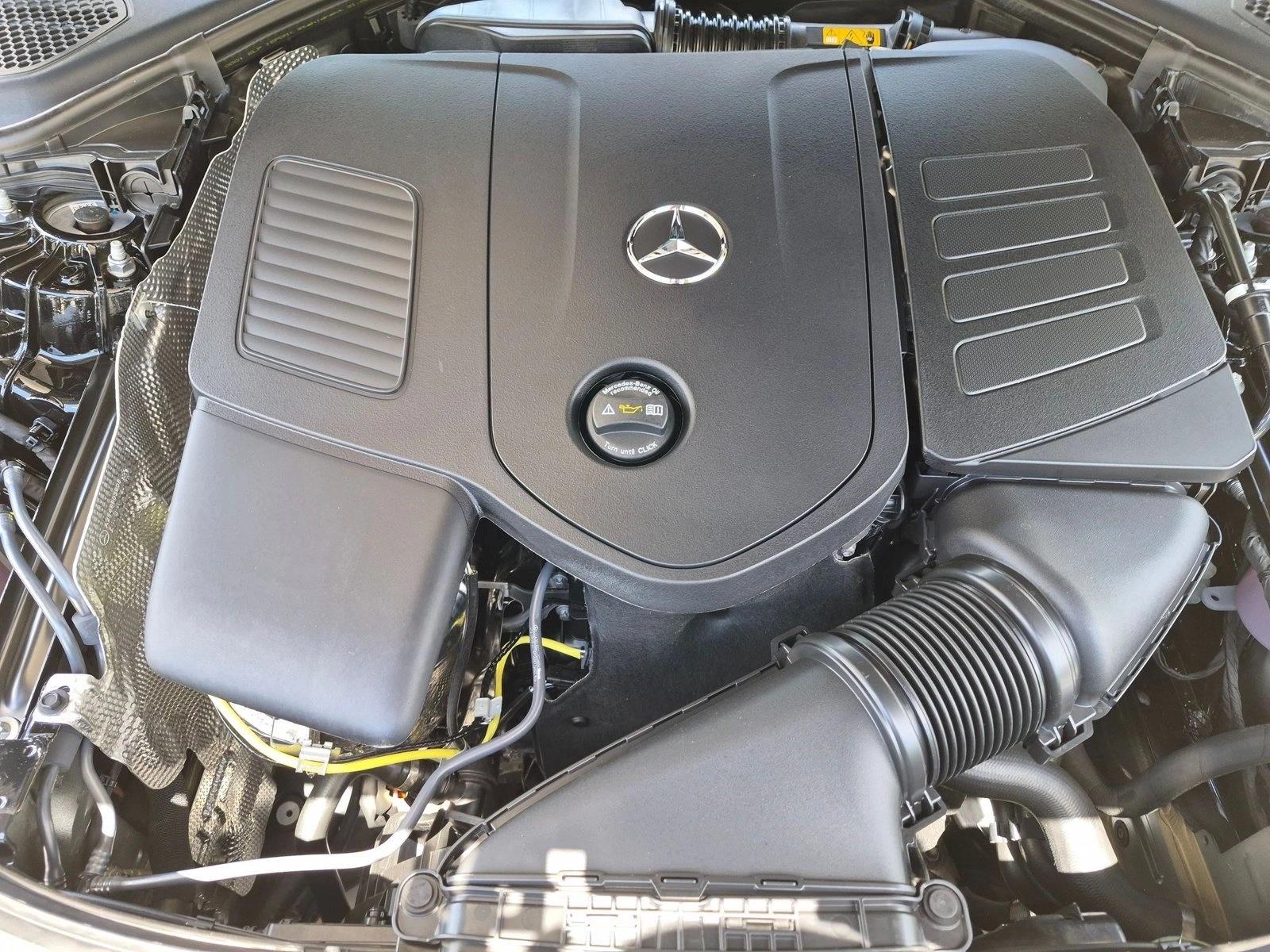 2026 E 350 4MATIC, photo 16 of 17