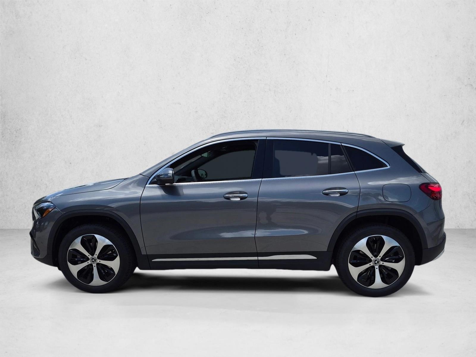 2026 GLA 250, photo 5 of 17