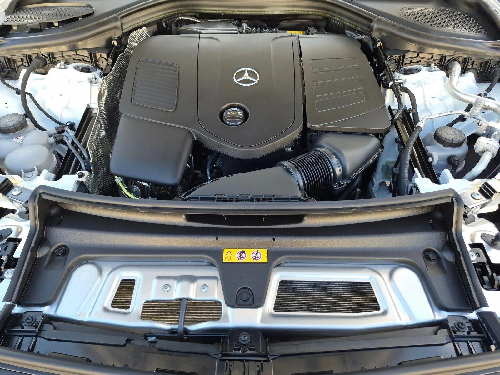 2027 GLC 300, photo 15 of 16