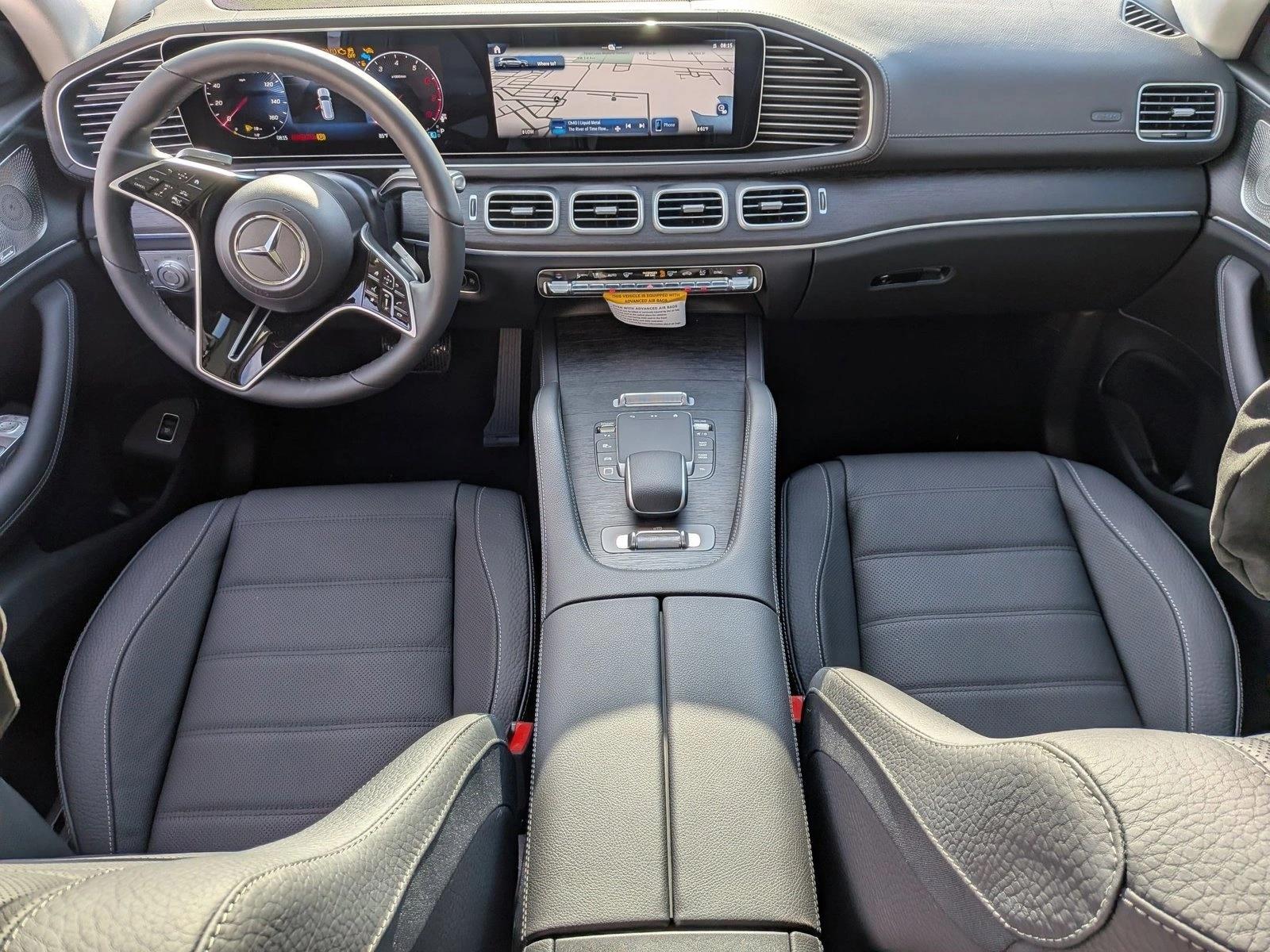 2026 GLS 450 4MATIC, photo 14 of 18