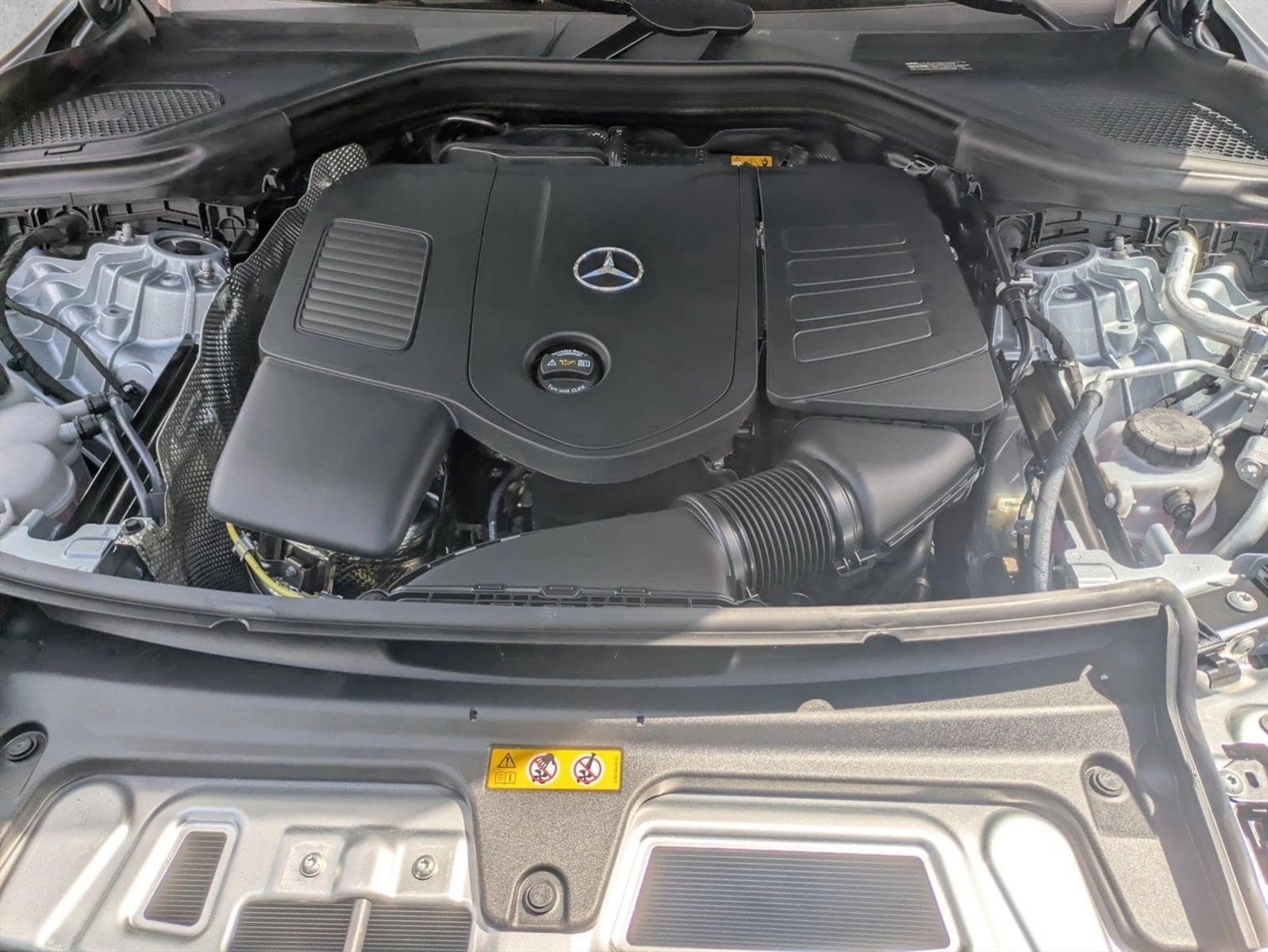 2026 GLC 300 4MATIC, photo 14 of 16