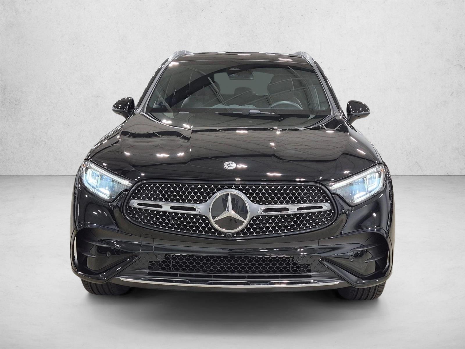 2026 GLC 300, photo 2 of 25