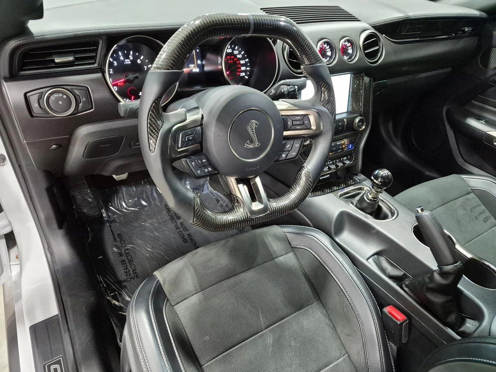 2017 Ford Mustang Shelby Coupe, photo 10 of 24