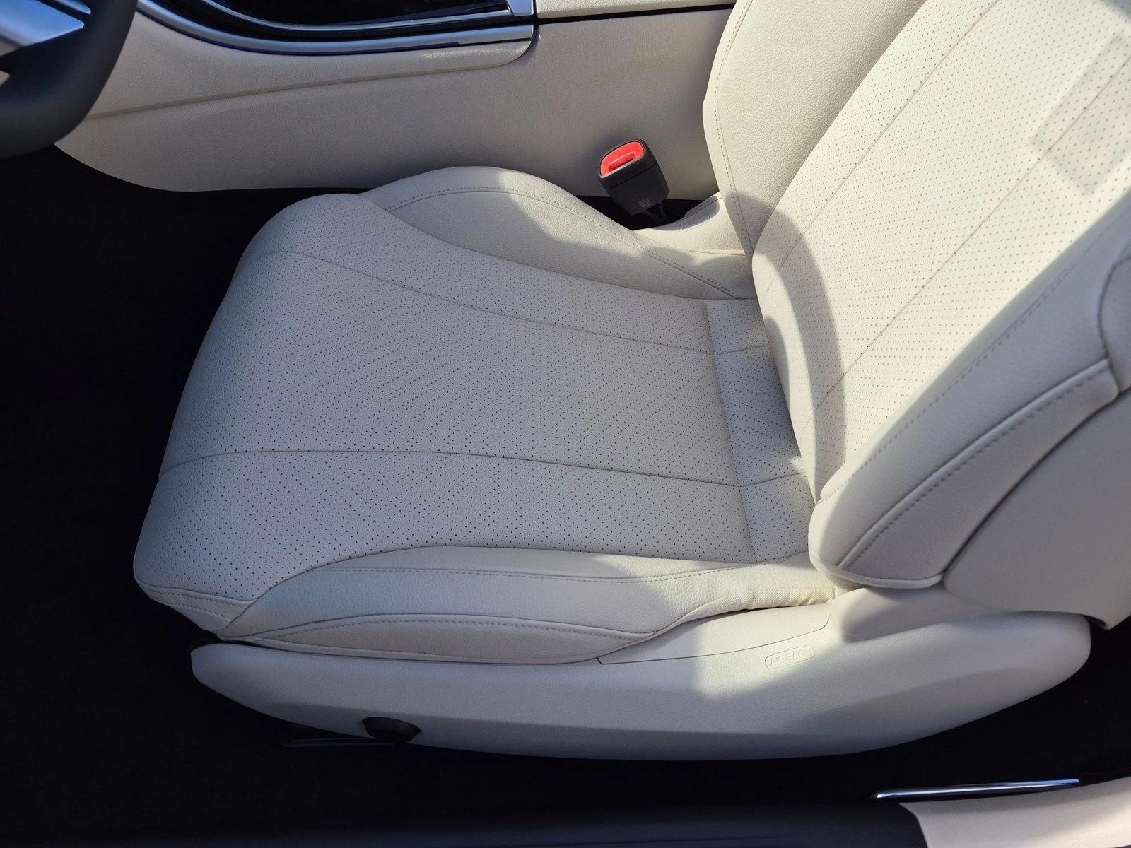2027 CLE 300 4MATIC Cabriolet, photo 4 of 17