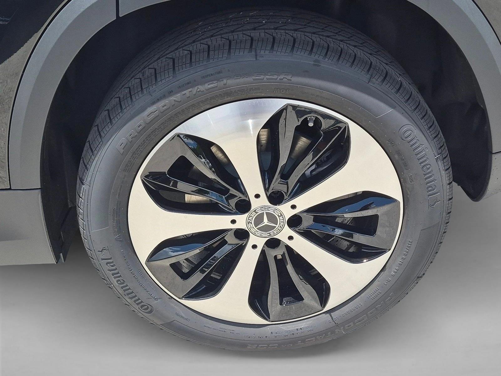 2026 GLA 250, photo 9 of 17