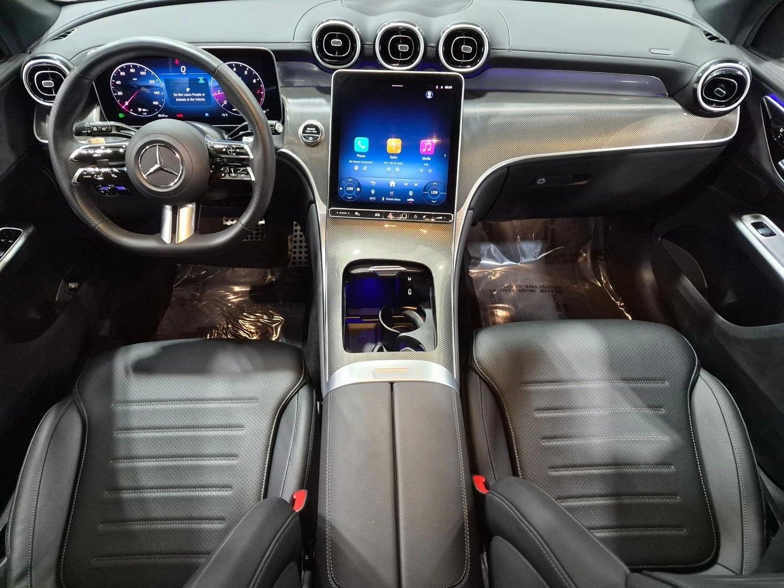 2026 GLC 300, photo 18 of 25