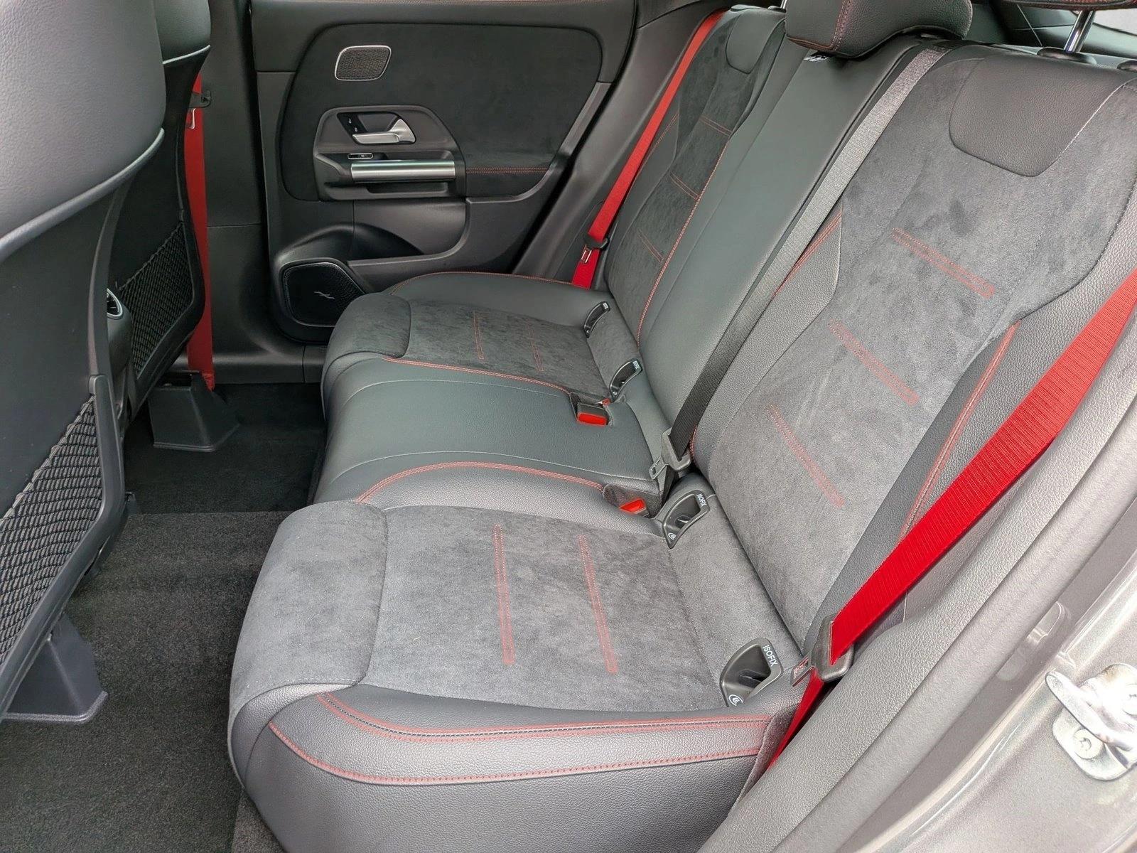 2026 AMG GLA 35, photo 15 of 17