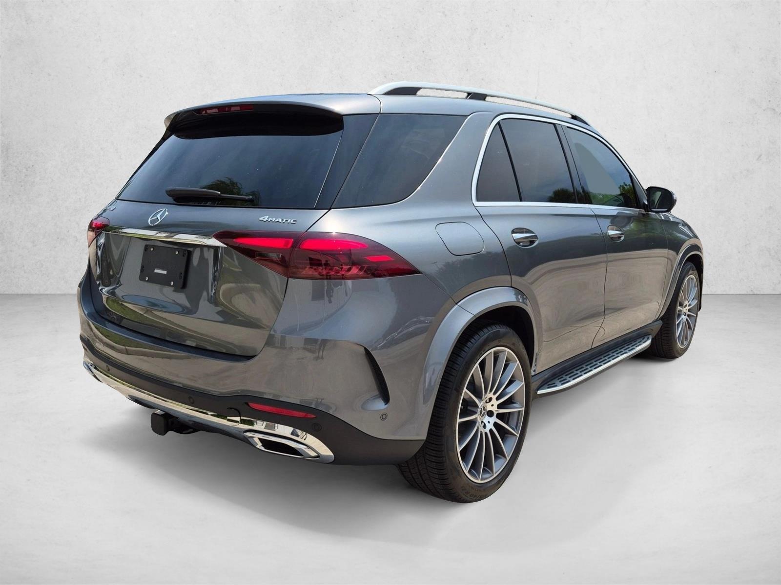 2026 GLE 450 4MATIC, photo 2 of 17
