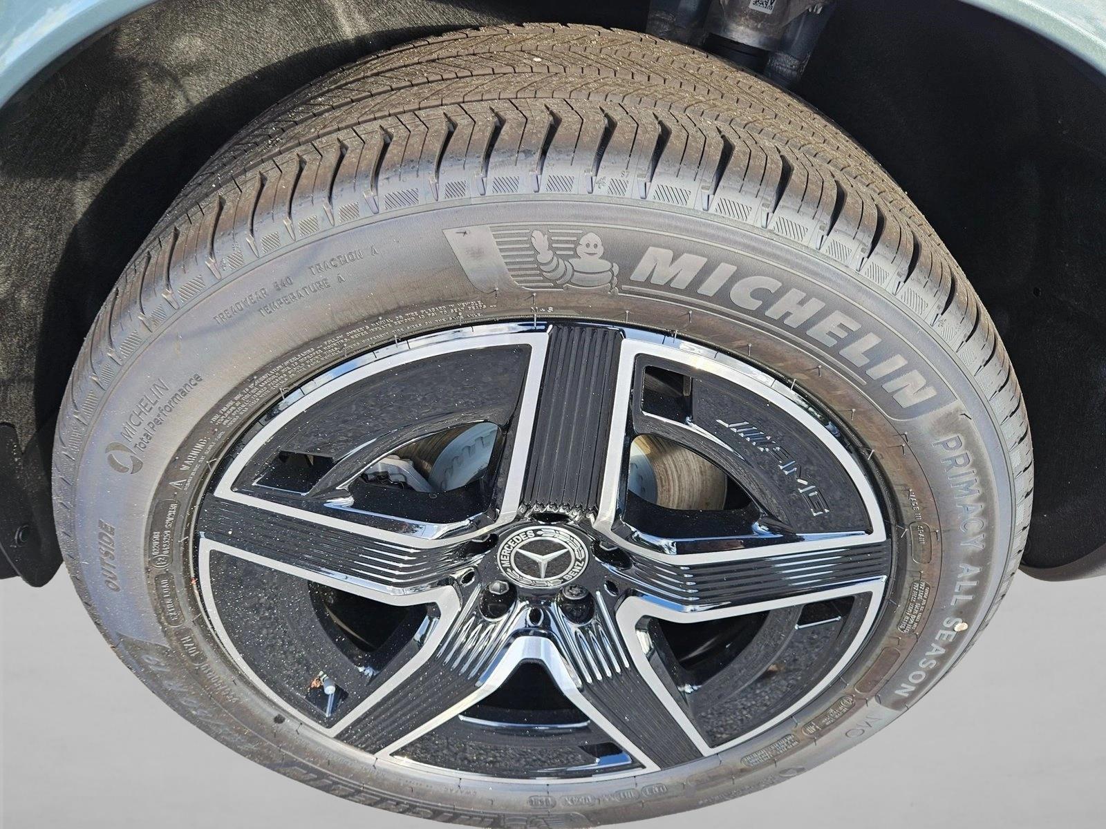 2026 GLC 300 4MATIC, photo 10 of 17
