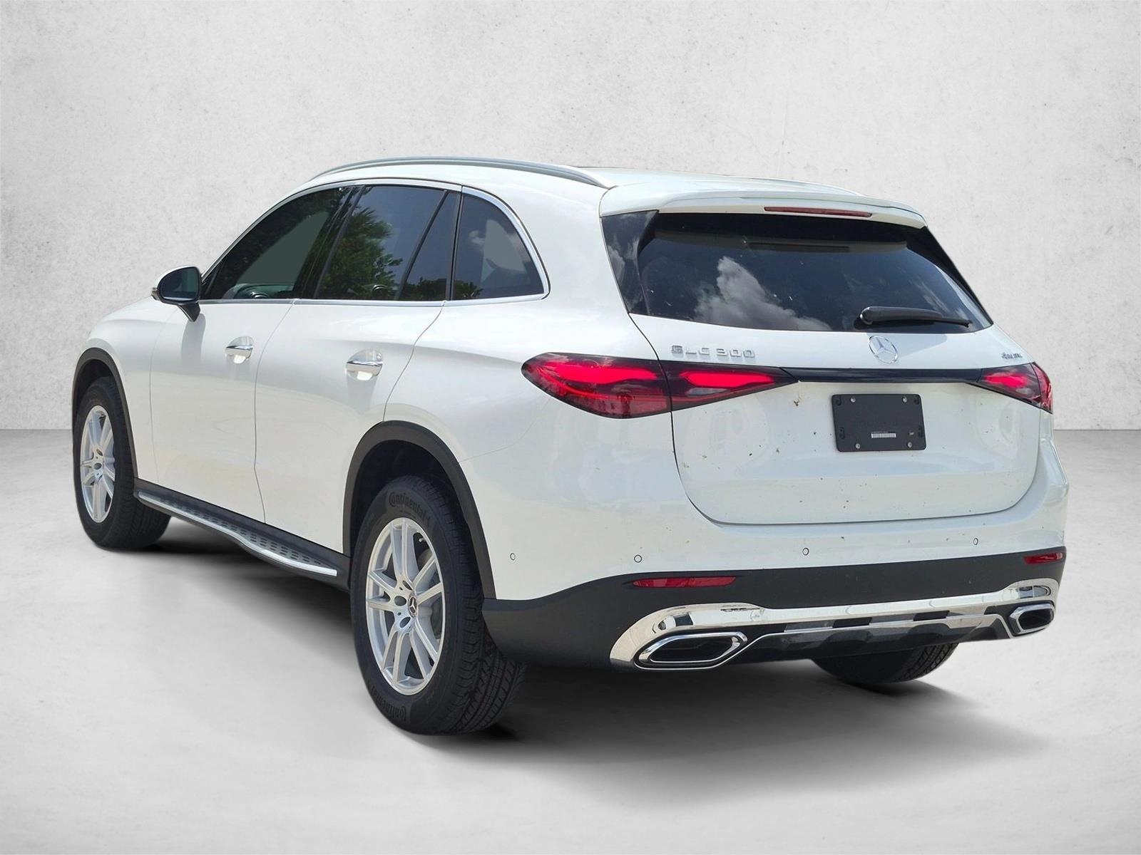 2026 GLC 300 4MATIC, photo 6 of 15