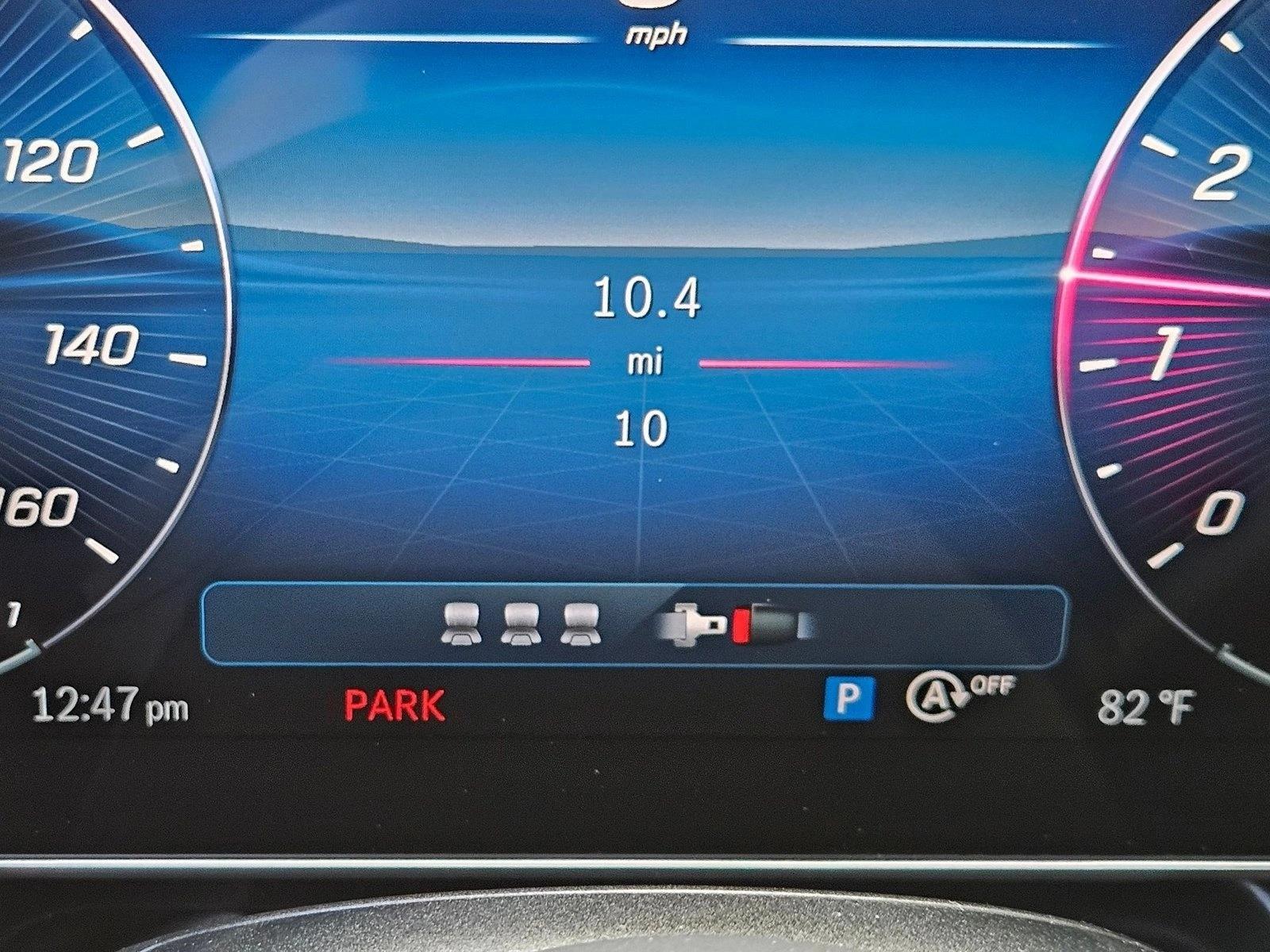 2026 GLC 300 4MATIC, photo 11 of 17
