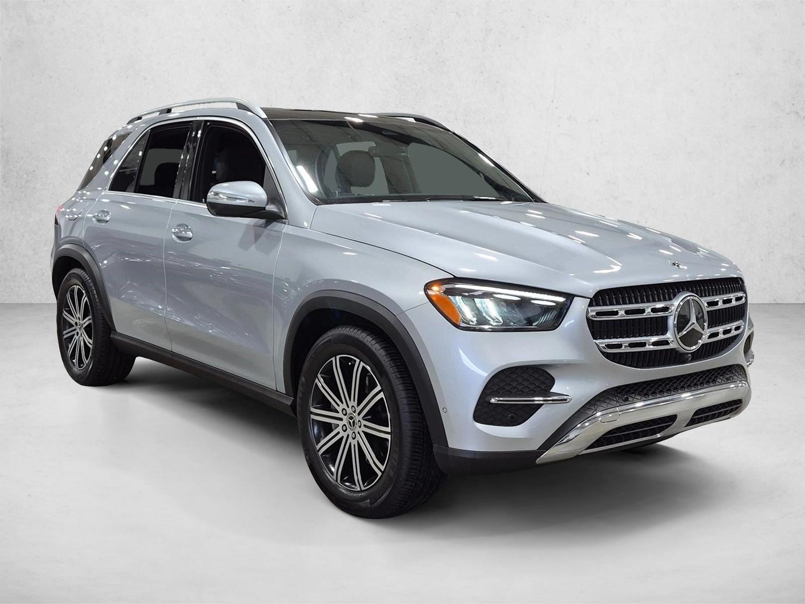 2026 GLE 350, photo 3 of 26
