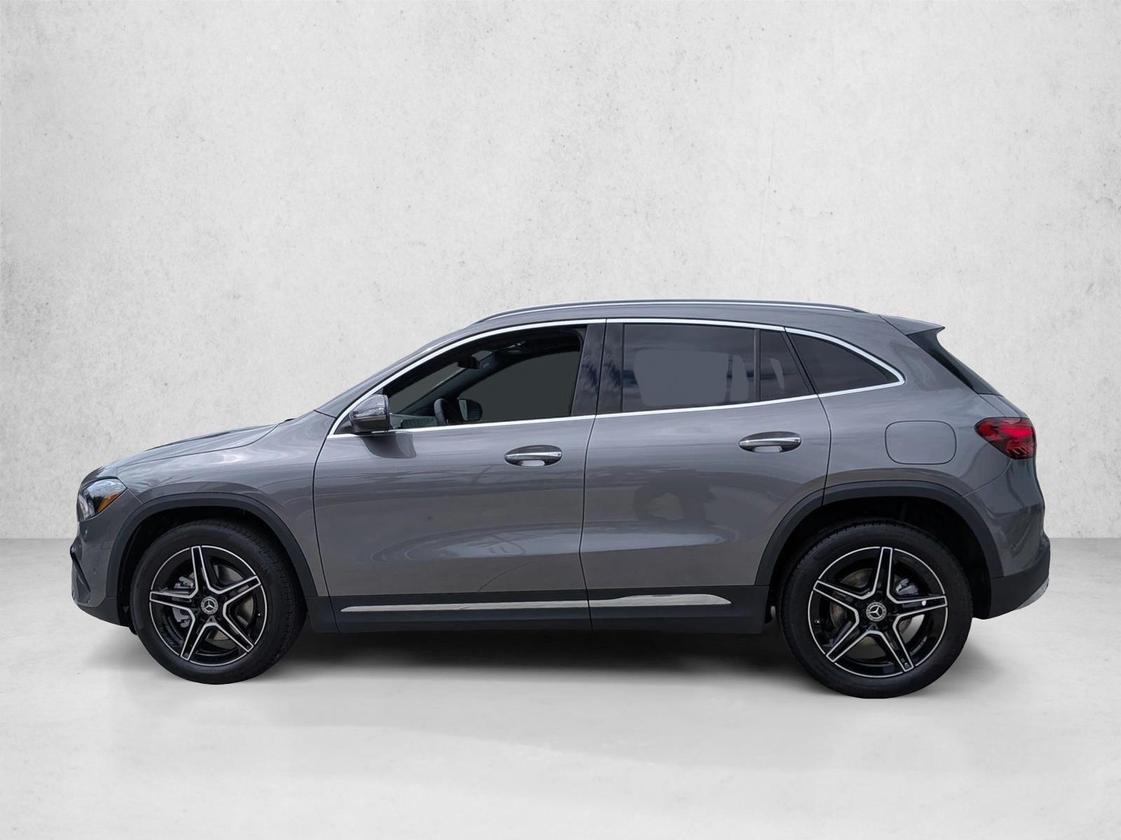 2026 GLA 250, photo 5 of 16