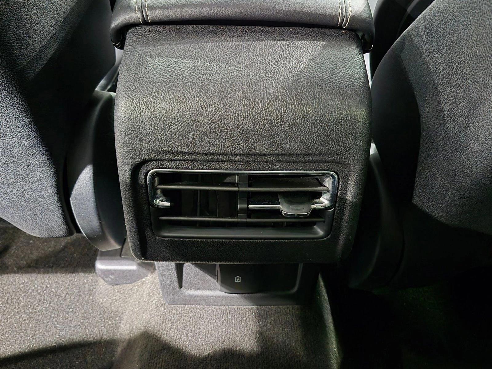 2020 Lincoln Corsair Standard, photo 15 of 26