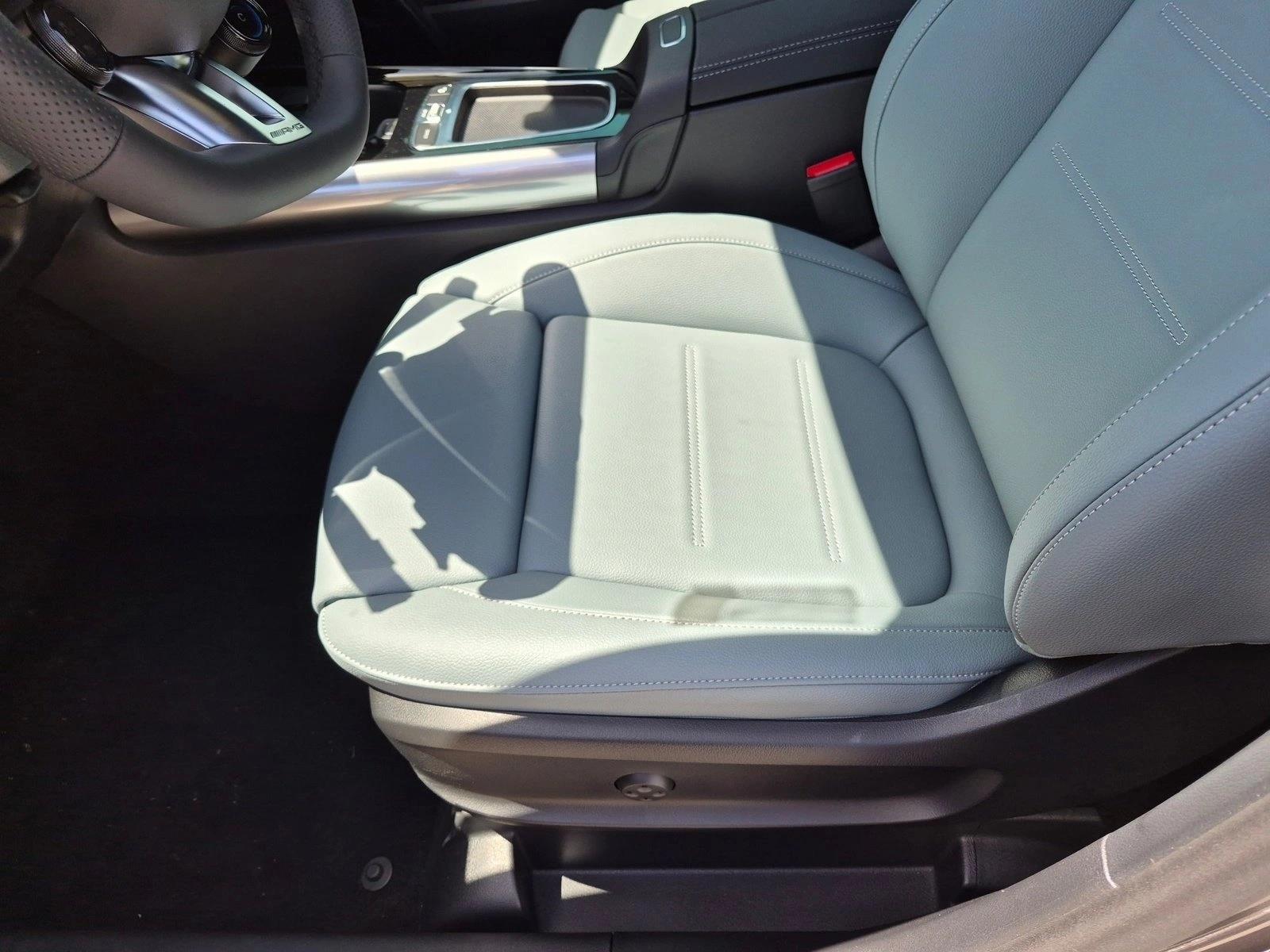 2026 AMG GLA 35, photo 4 of 16