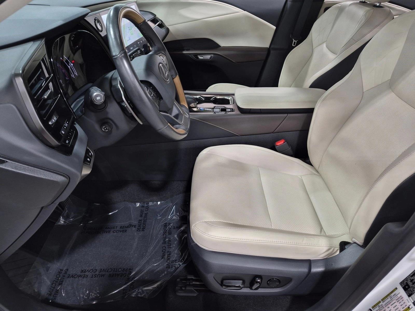 2024 Lexus RX 350, photo 17 of 26