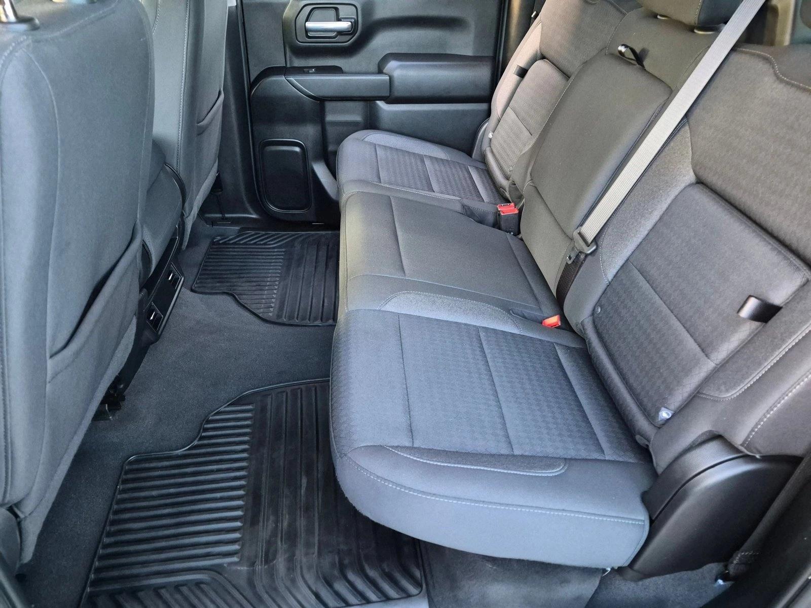 2023 Chevrolet Silverado Custom, photo 18 of 24