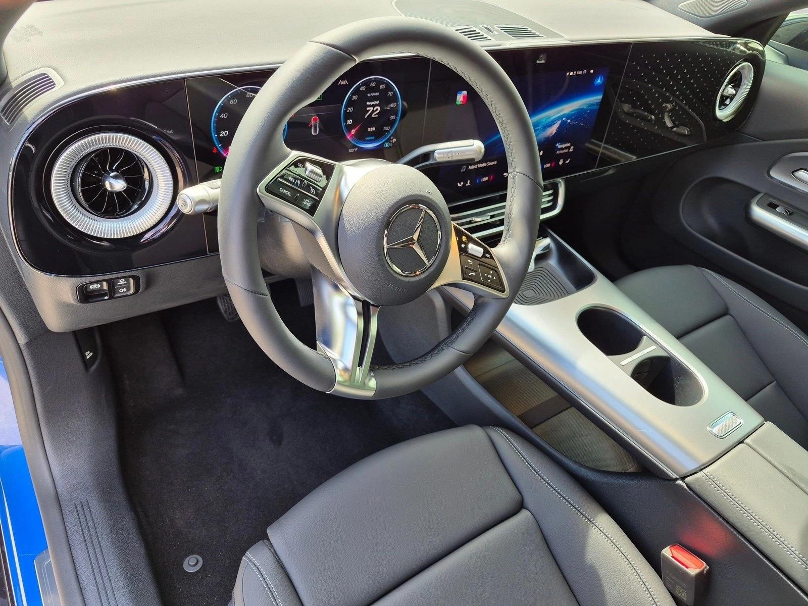 2027 CLA 350 4MATIC, photo 3 of 17