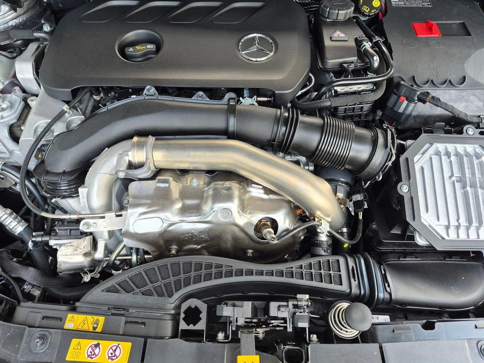 2026 GLA 250, photo 15 of 16