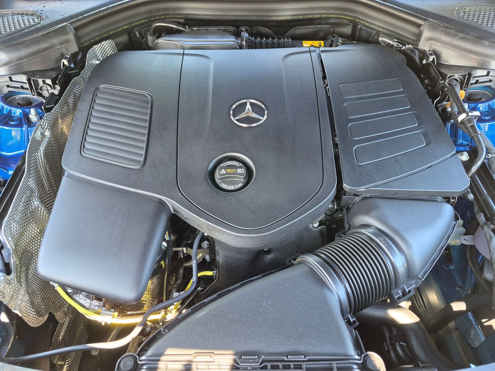 2027 GLC 300 4MATIC, photo 16 of 17