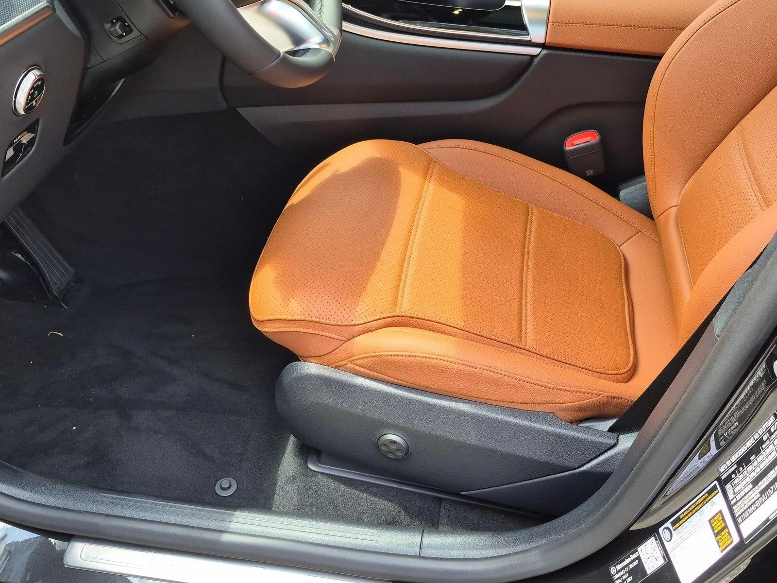 2027 GLC 300 4MATIC, photo 9 of 16