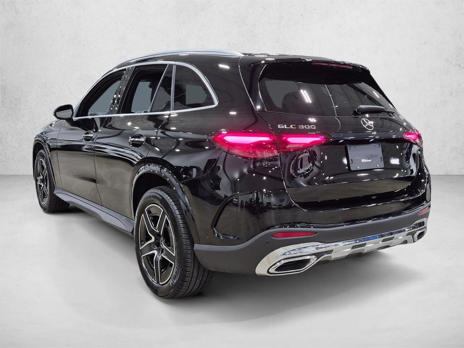 2026 GLC 300, photo 8 of 25