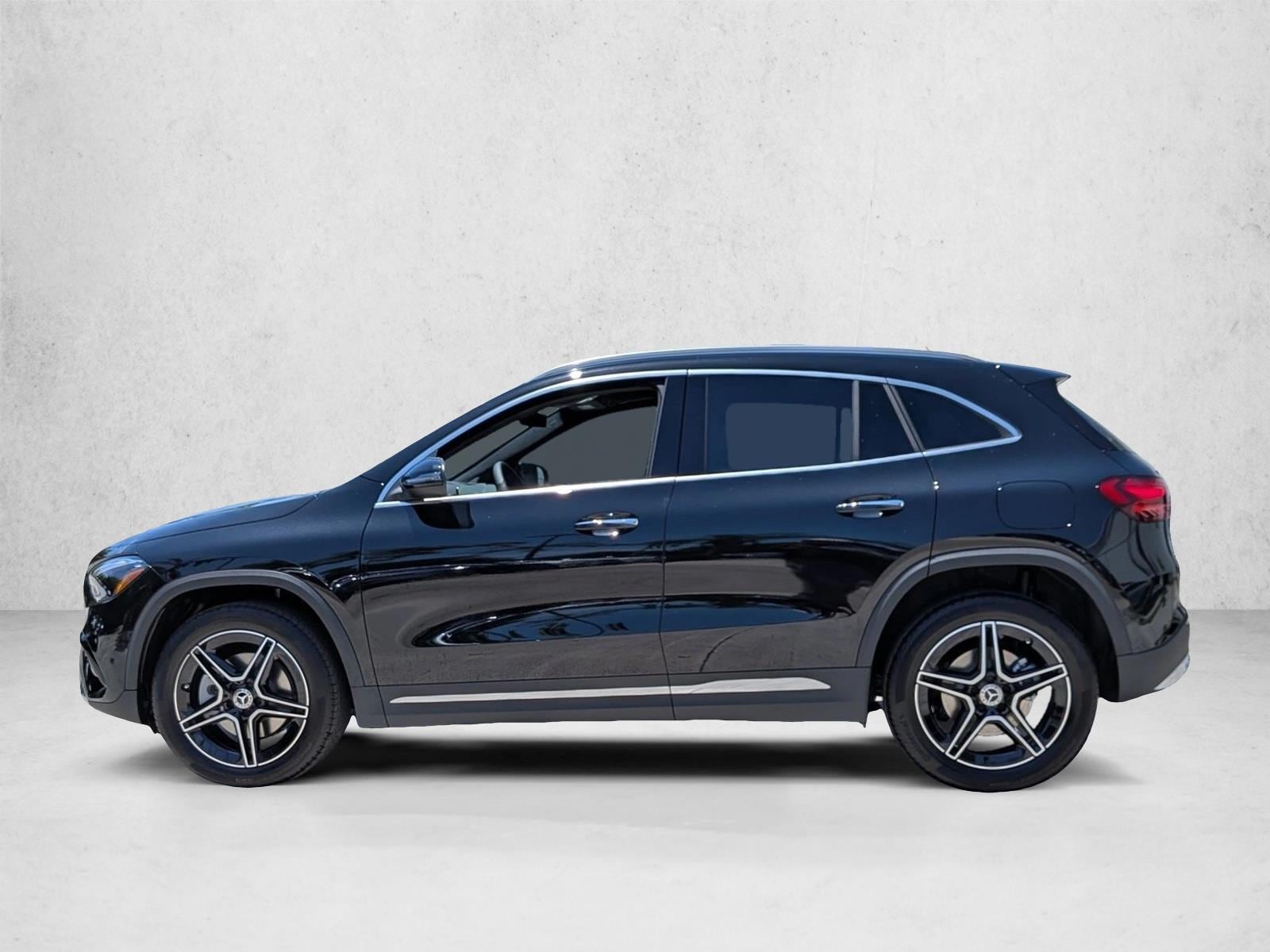 2026 GLA 250, photo 5 of 16