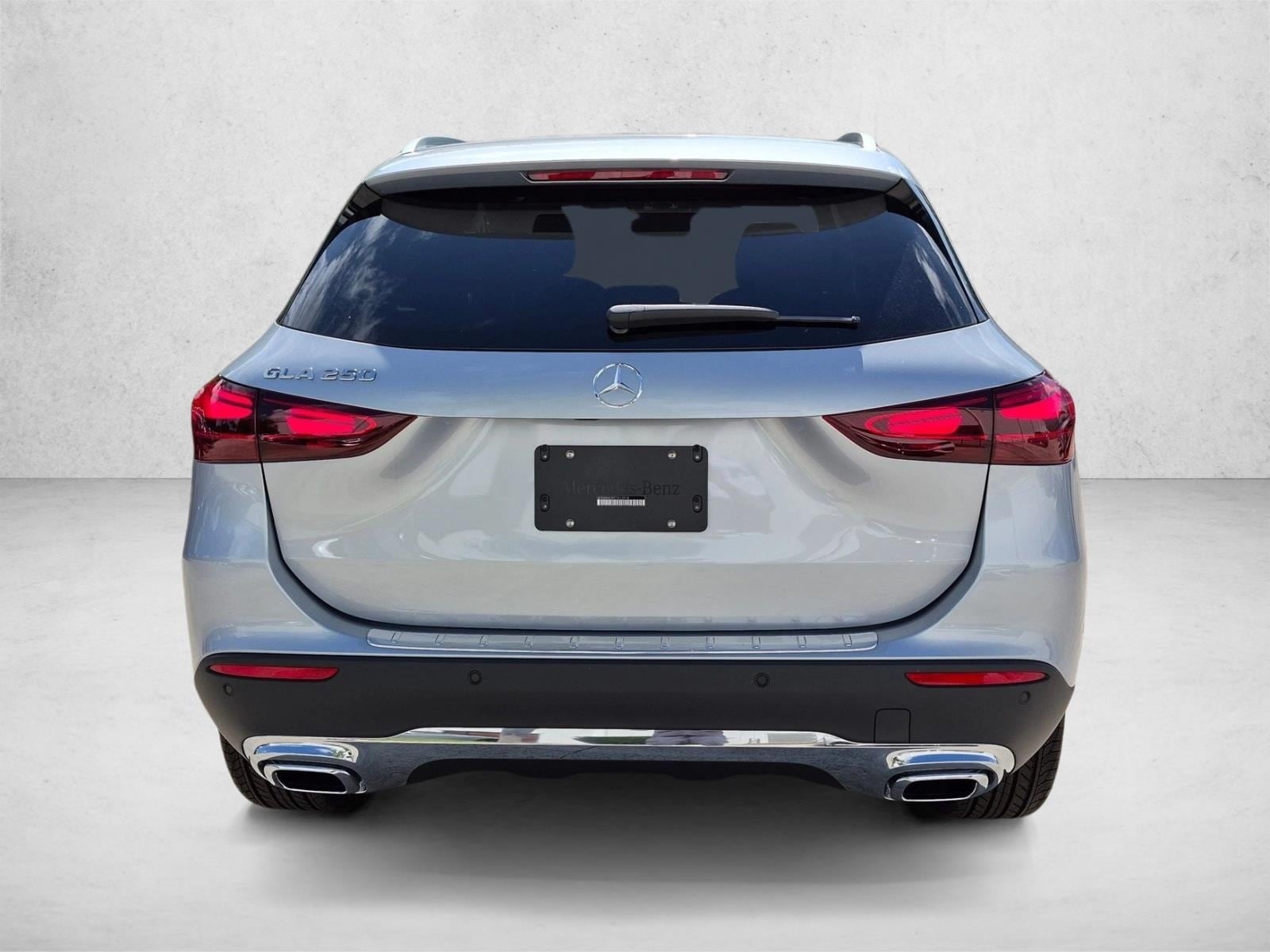 2026 GLA 250, photo 7 of 16
