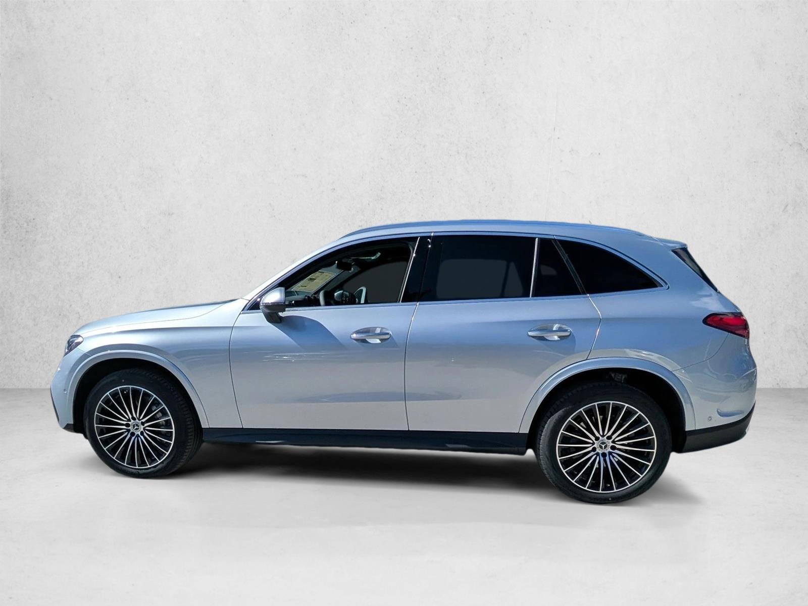 2026 GLC 300, photo 5 of 16