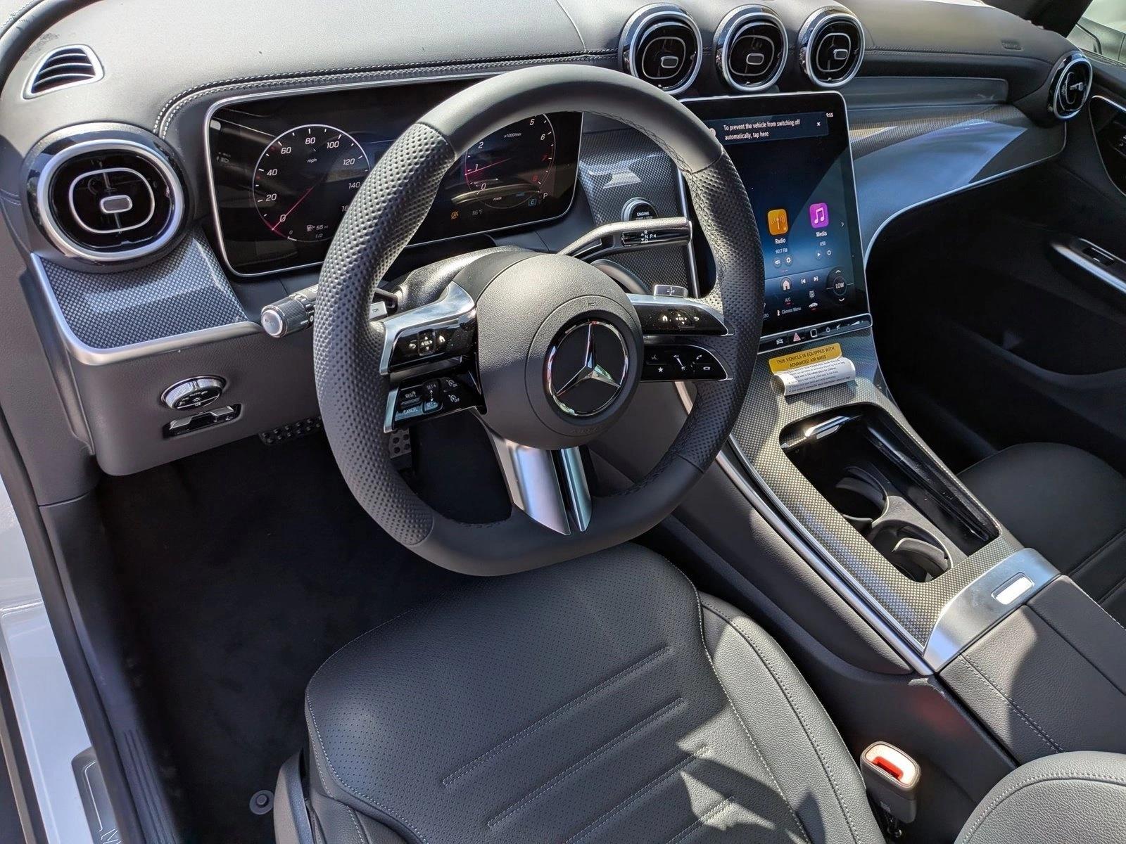 2026 GLC 300, photo 3 of 16