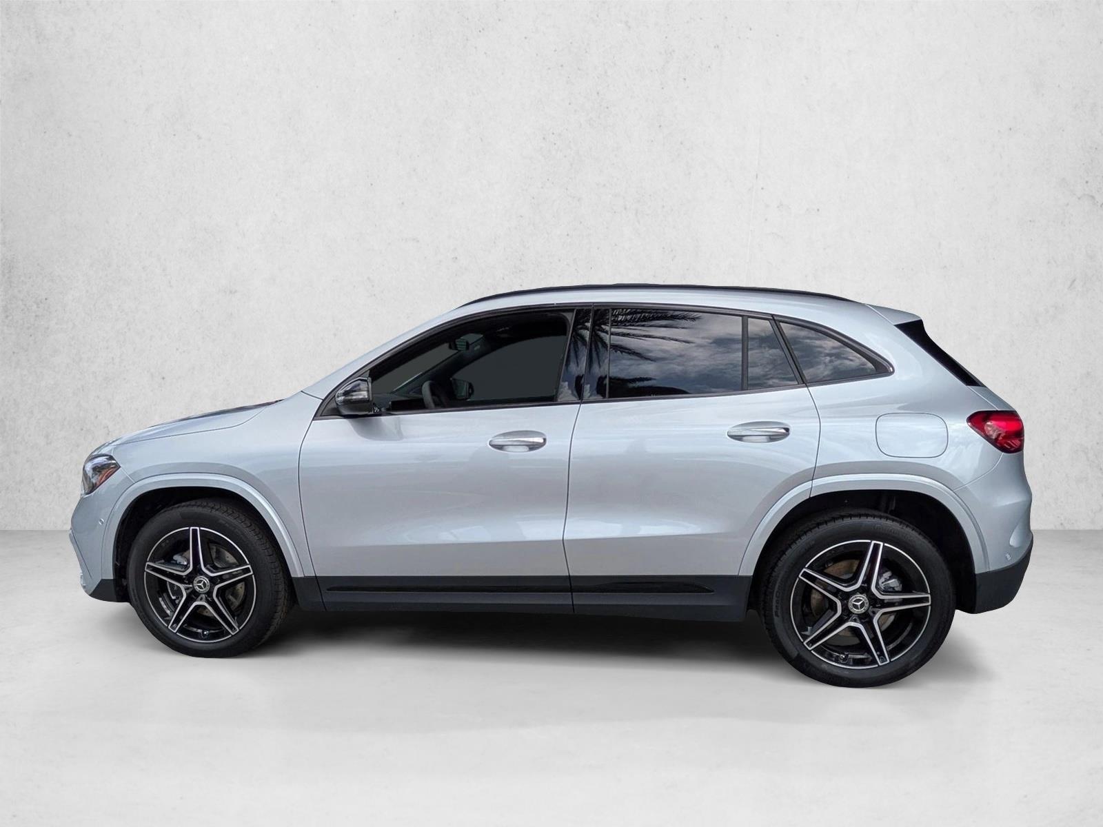 2026 GLA 250, photo 5 of 16