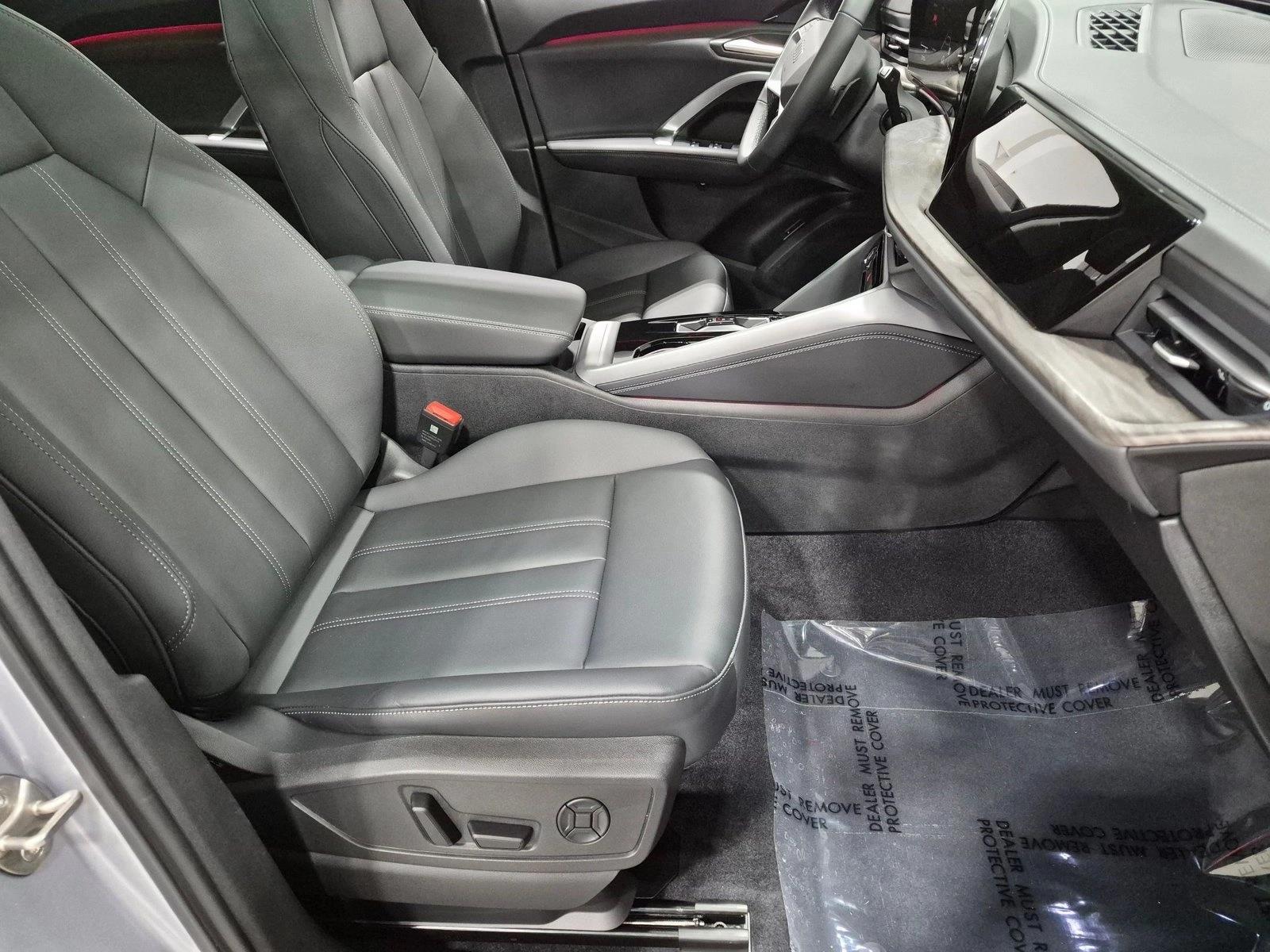 2025 Audi Q5 quattro Premium, photo 22 of 26