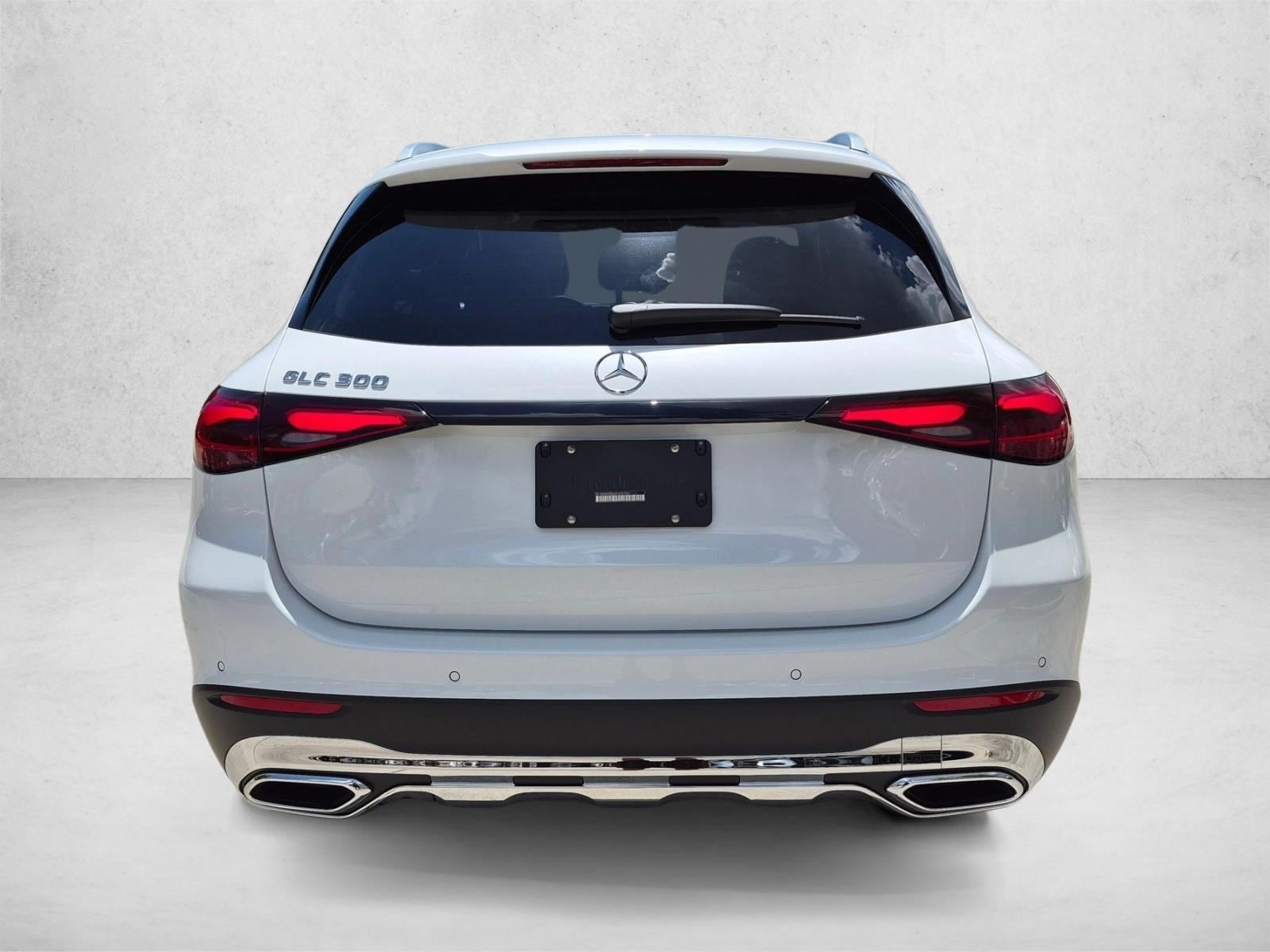 2027 GLC 300, photo 7 of 17