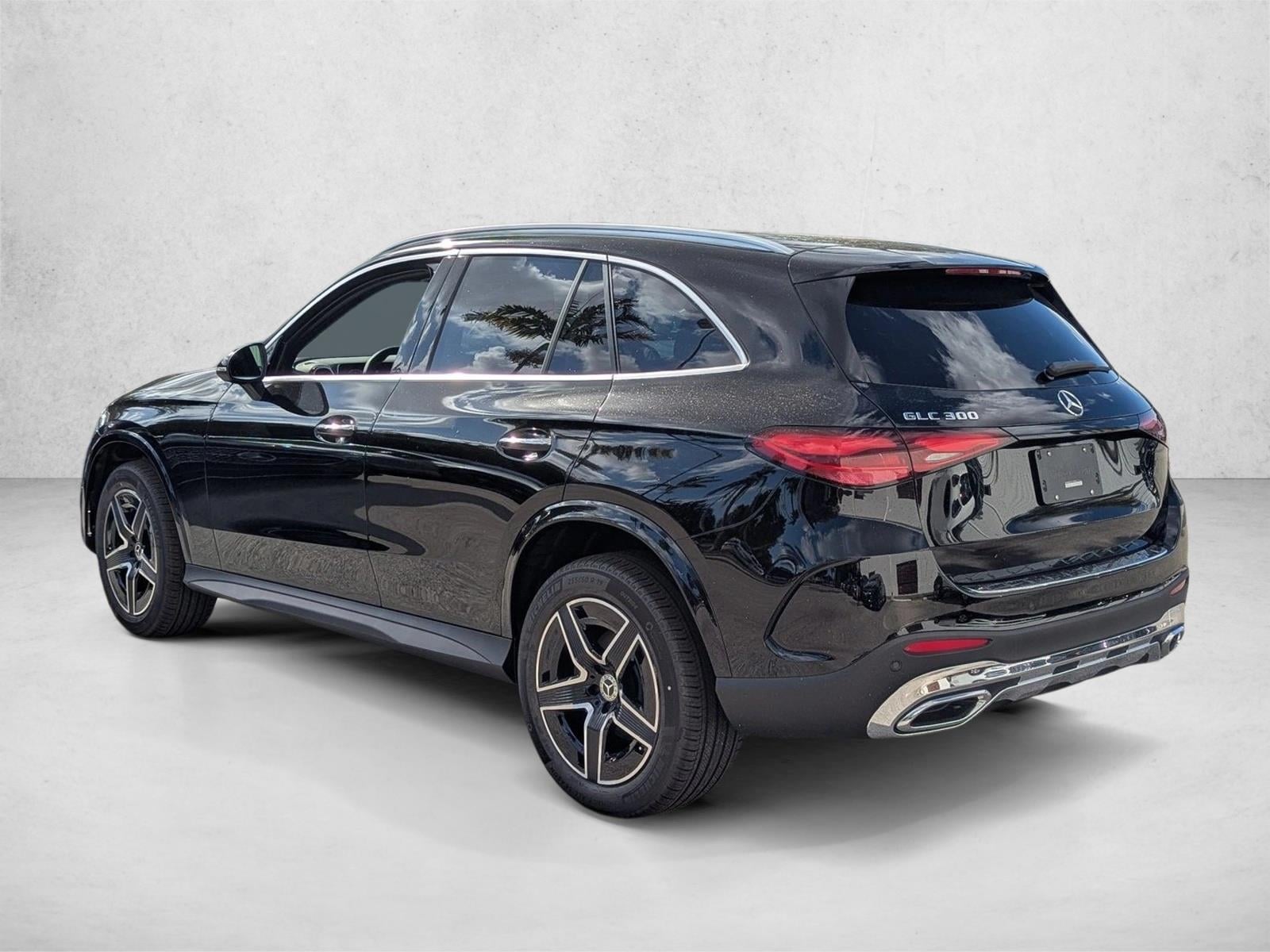 2026 GLC 300, photo 8 of 16