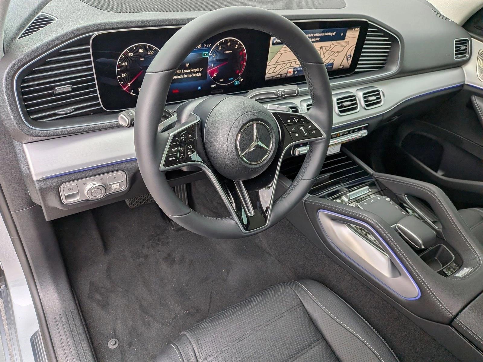 2026 GLE 450 4MATIC, photo 3 of 17