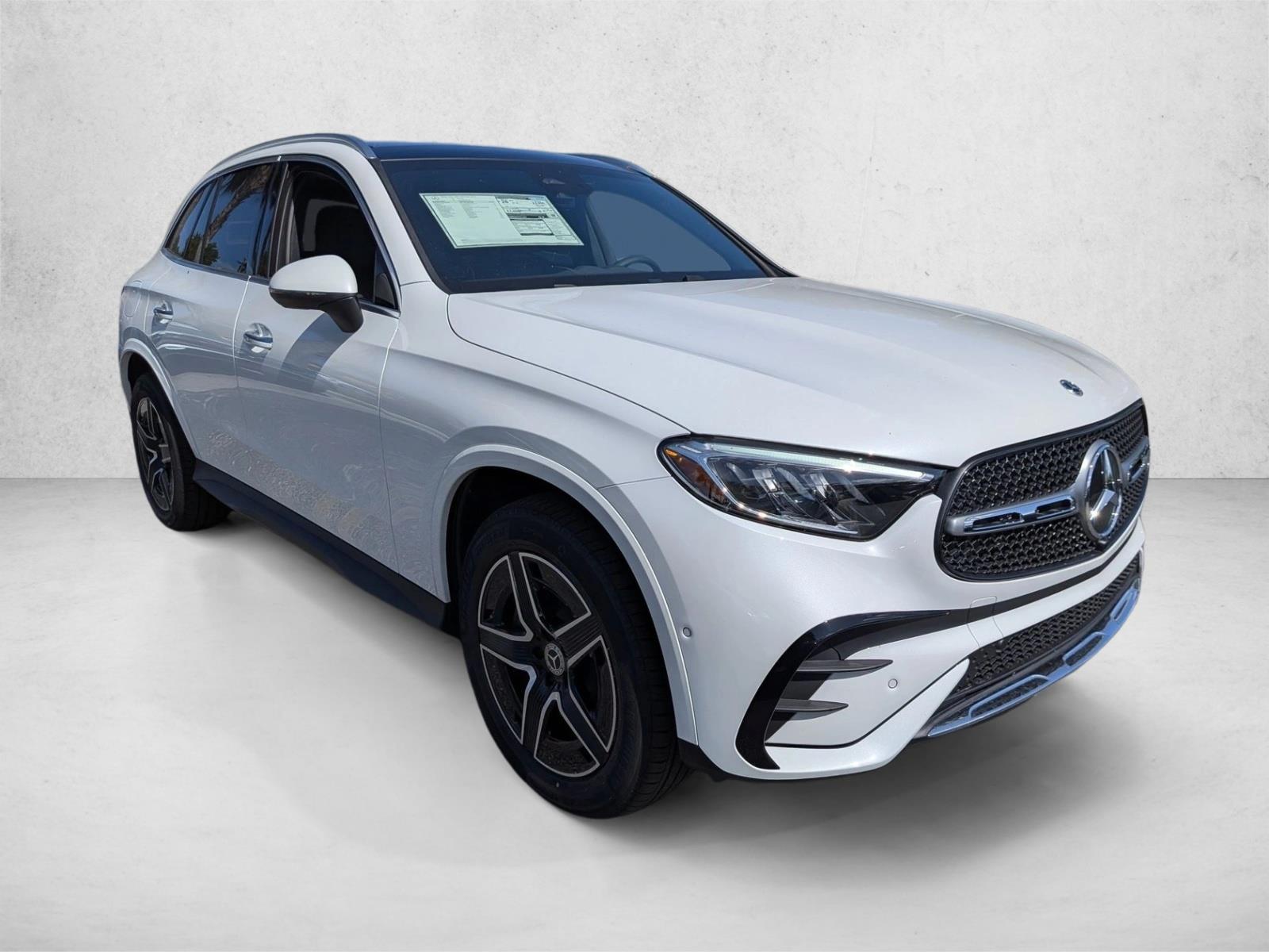 2026 GLC 300 4MATIC, photo 6 of 16