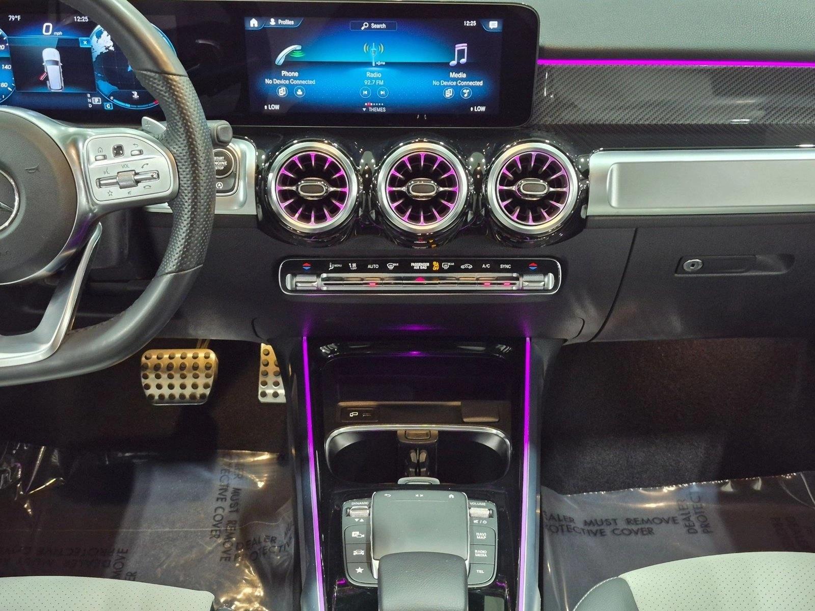 2022 GLB 250, photo 14 of 25
