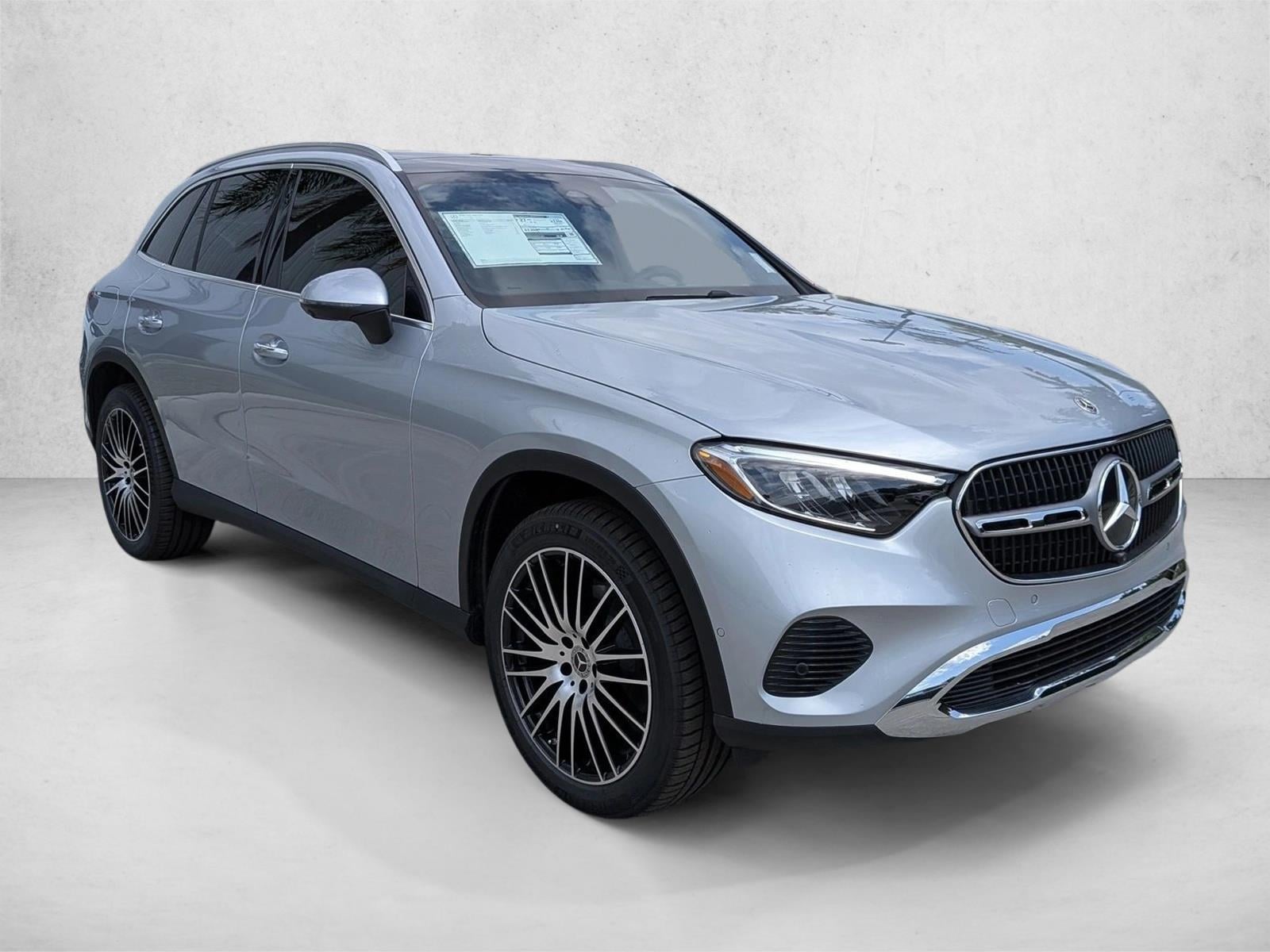 2026 GLC 300, photo 6 of 17