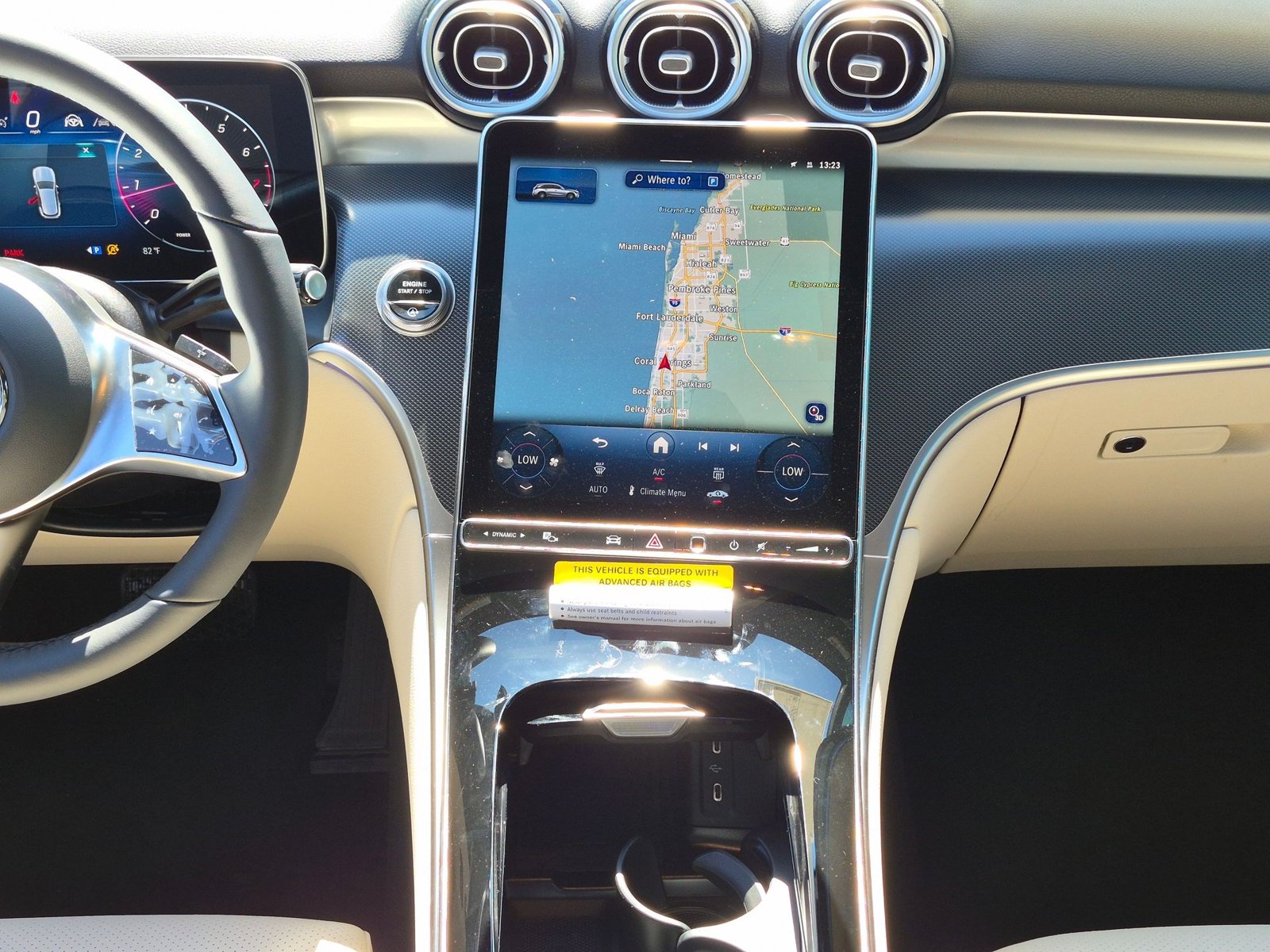 2027 GLC 300 4MATIC, photo 11 of 17