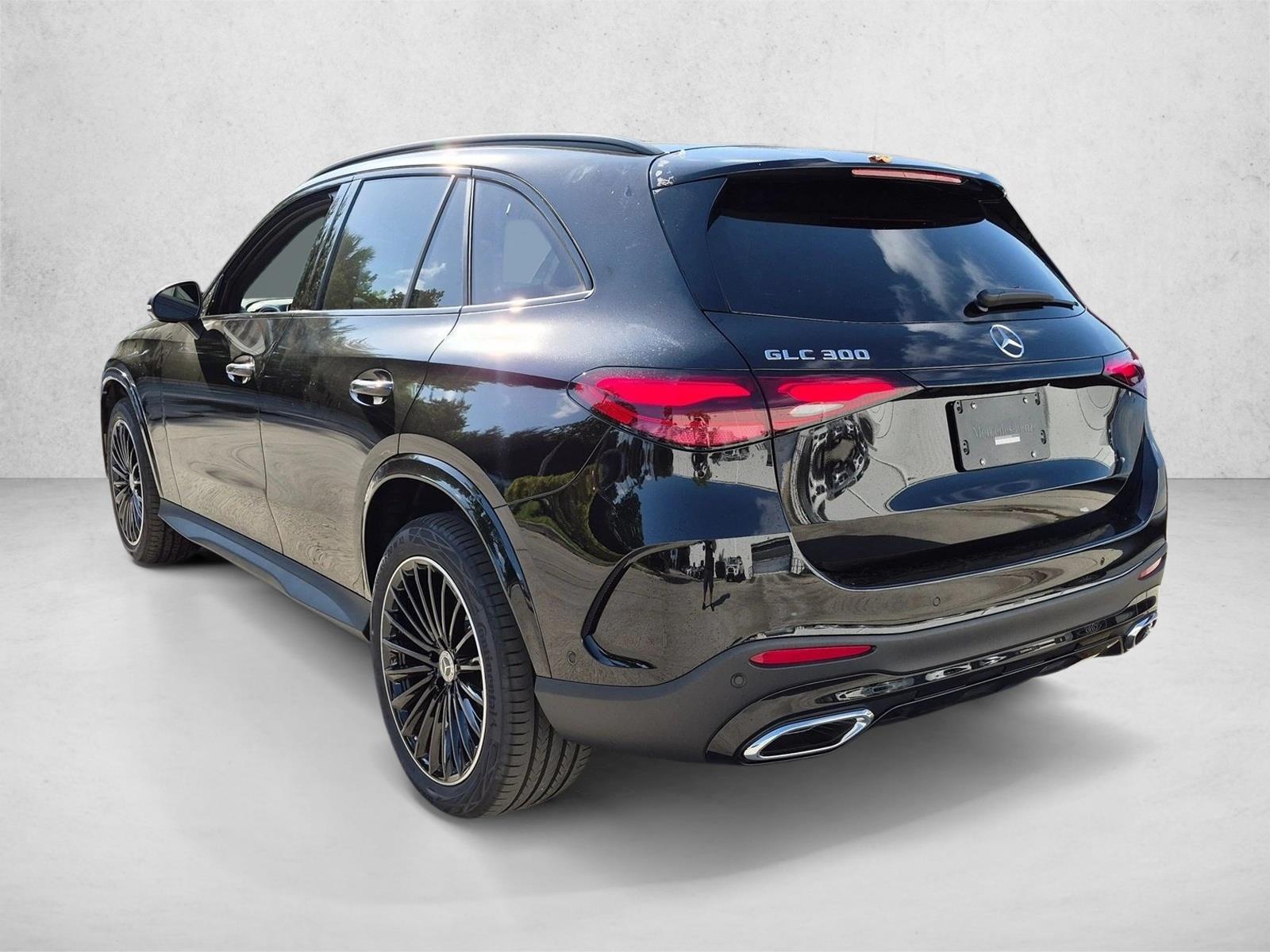 2027 GLC 300, photo 8 of 17