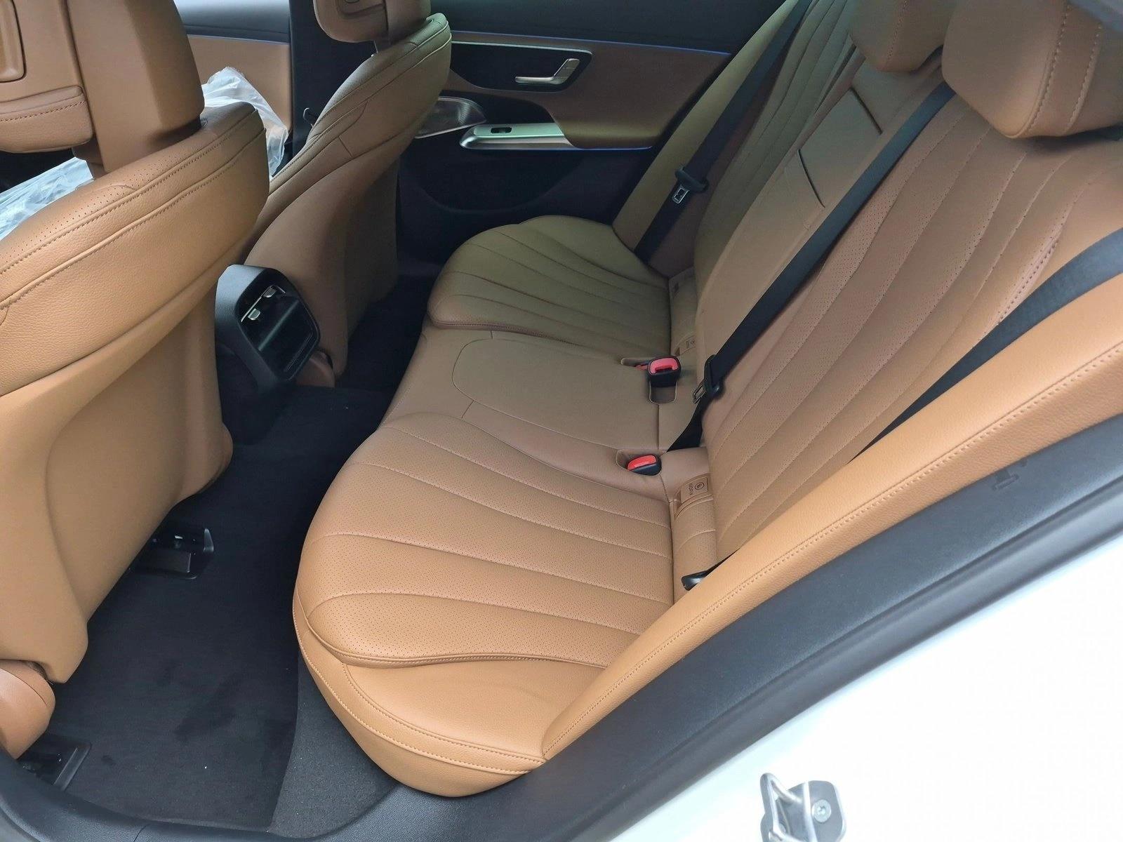 2027 E 350, photo 14 of 16
