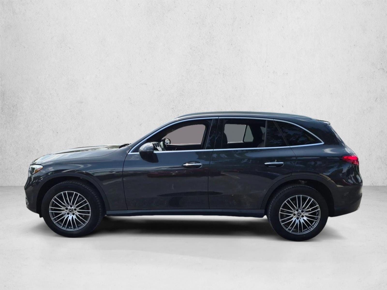 2027 GLC 300, photo 5 of 16