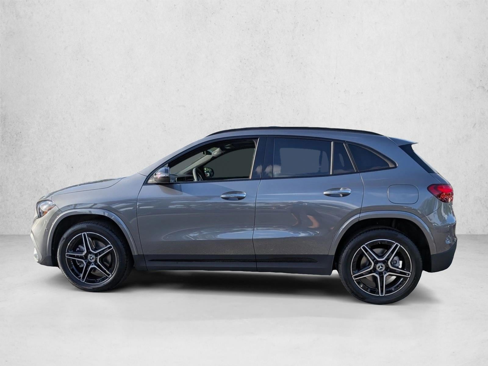 2026 GLA 250, photo 5 of 16