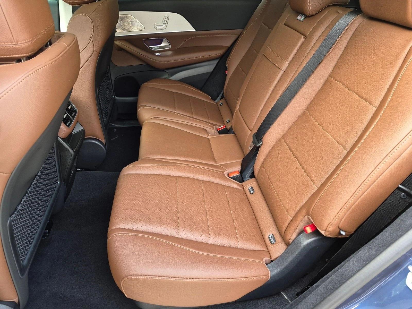 2026 GLE 450 4MATIC, photo 15 of 17