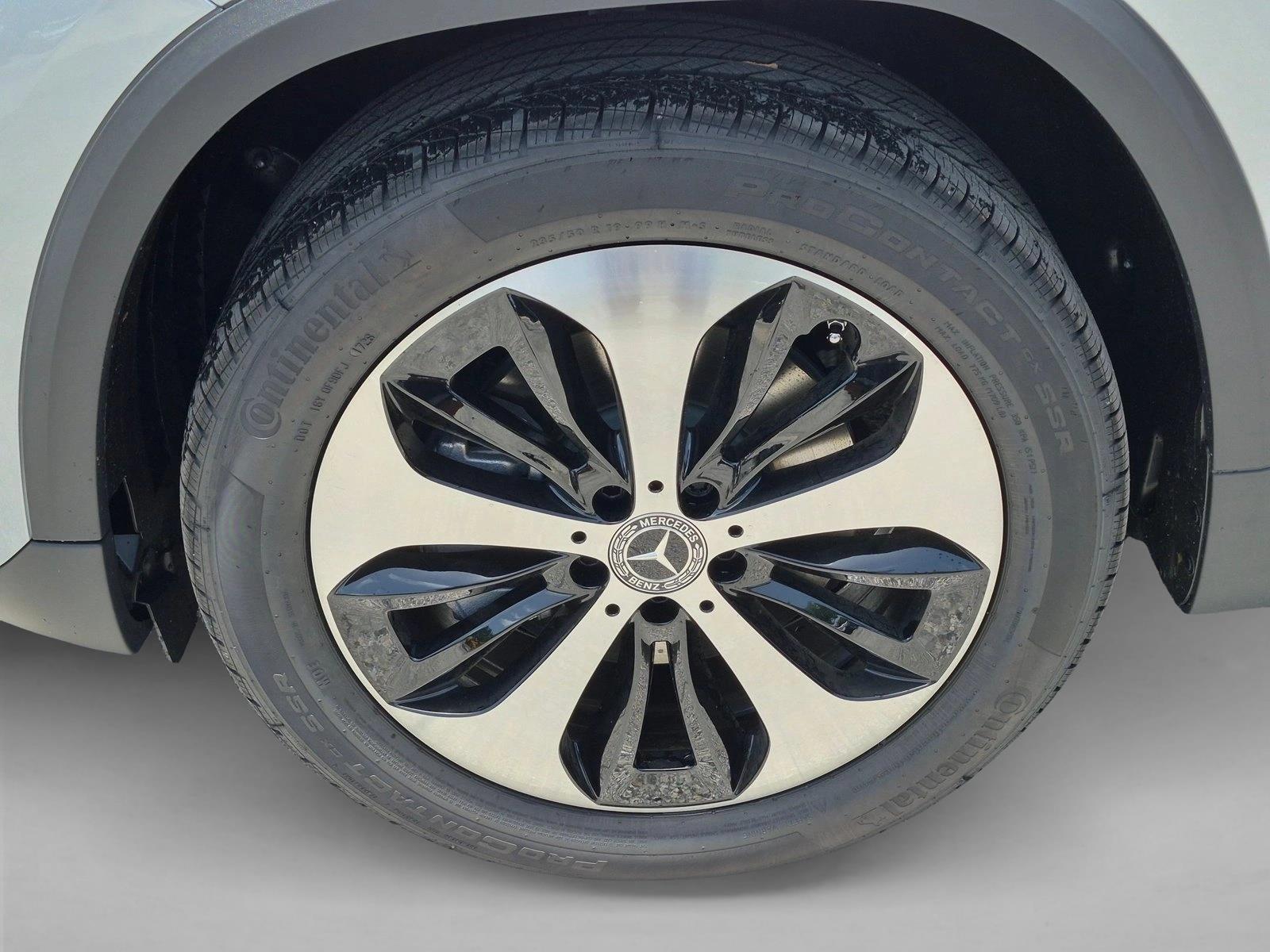 2026 GLA 250, photo 9 of 17